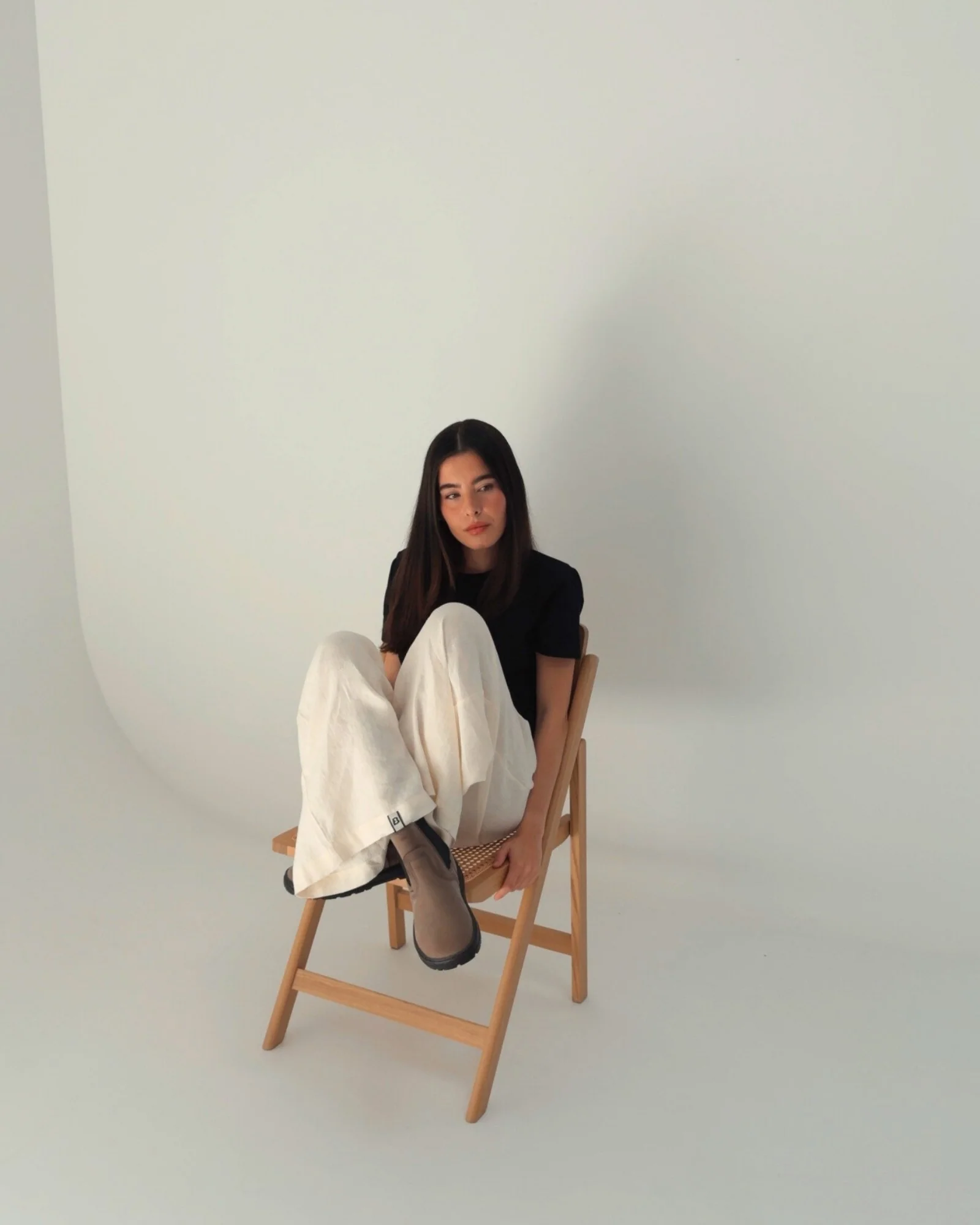 Grey Chelsea Barefoot Boots - Senses