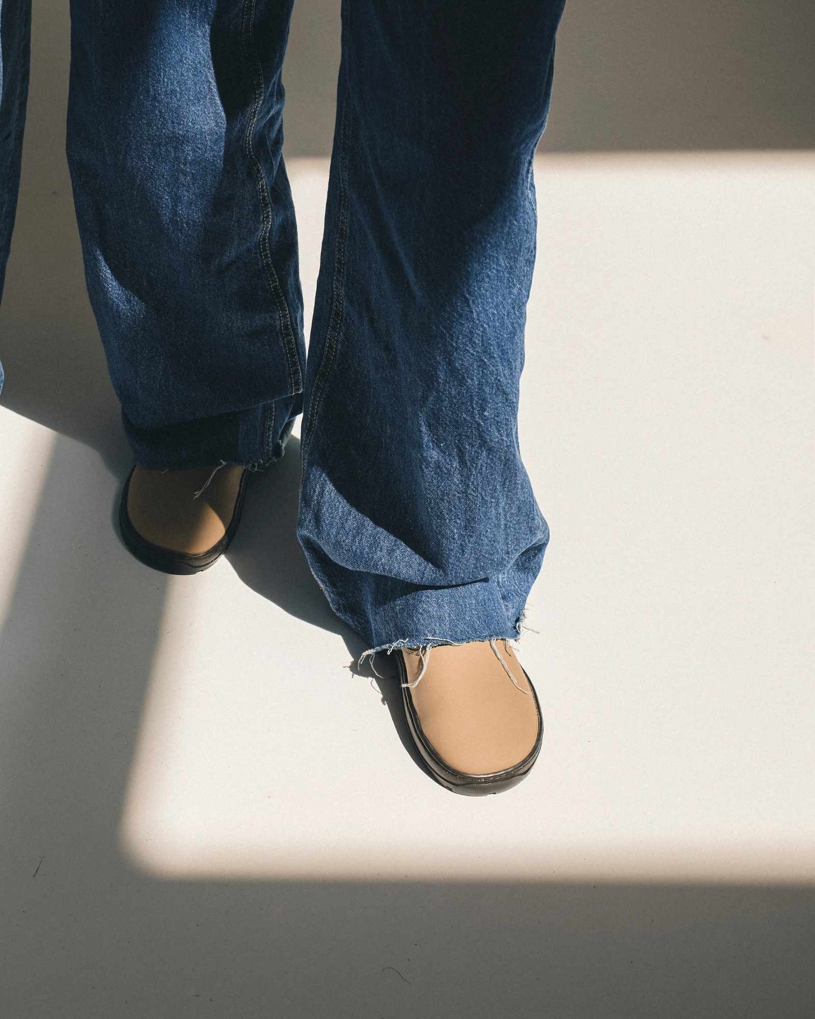 Grey Buckled Clog Barefoot - Vool