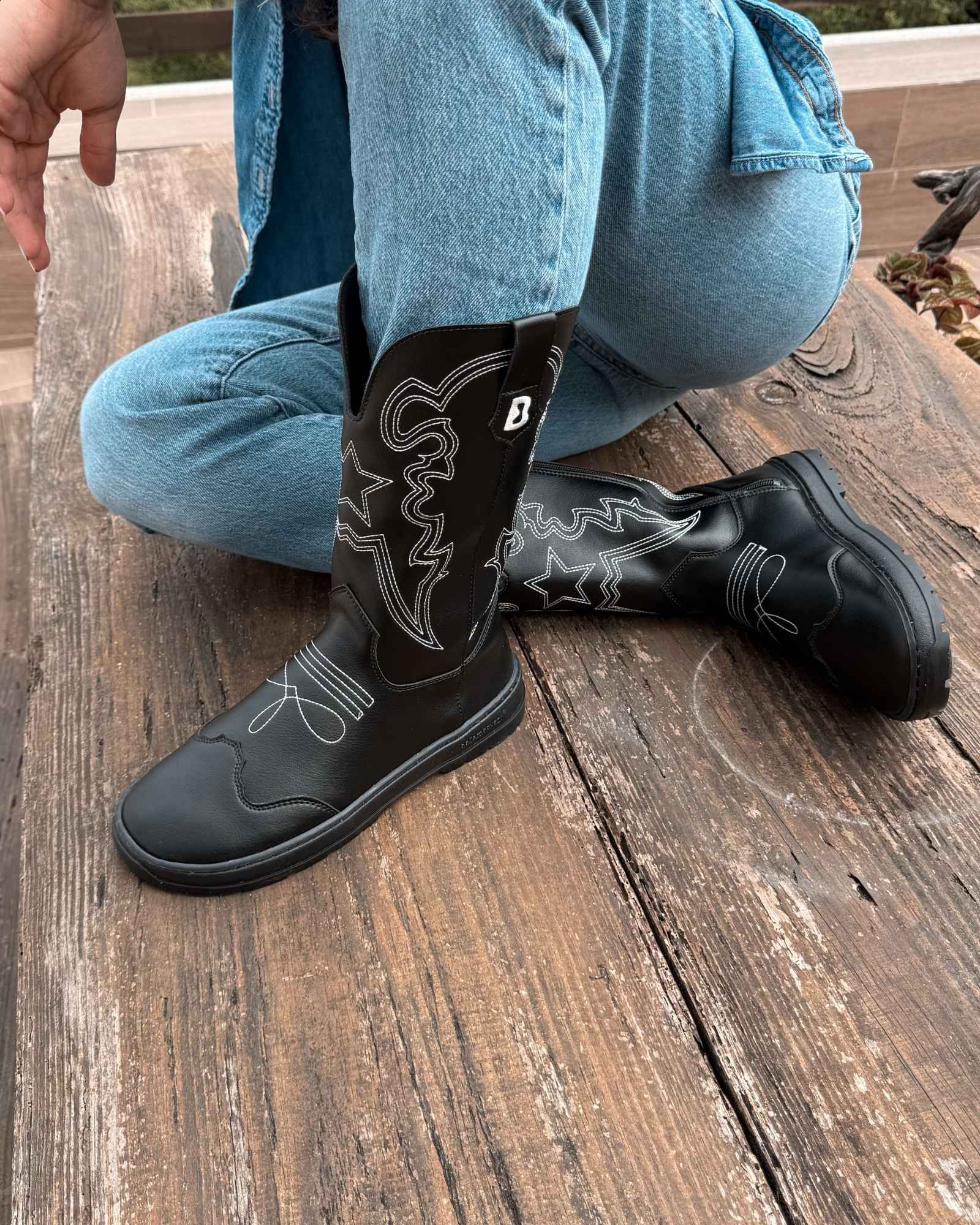 Black Cowboy Barefoot Boots - Dallas